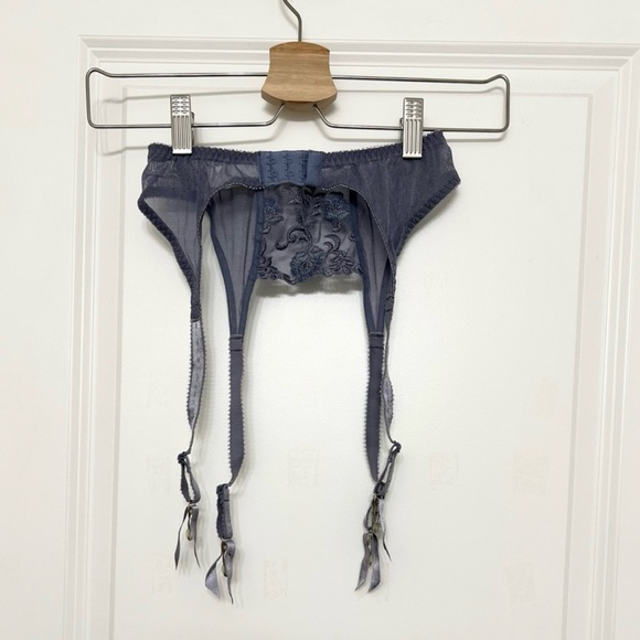 Vintage Periwinkle Sheer Floral Lace Garter Belt Women's Sz S - Picture 3 of 7